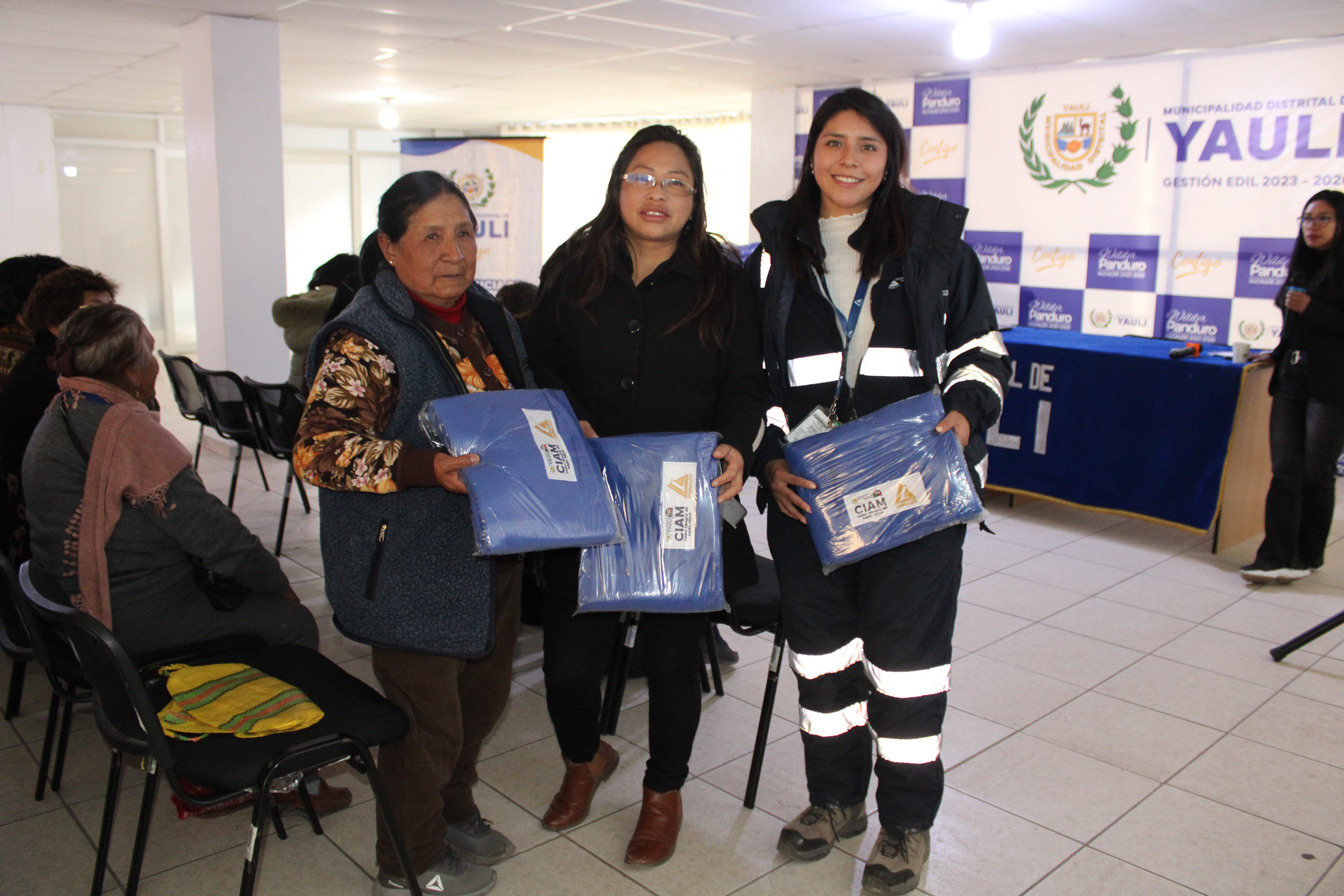 CON EMOTIVO HOMENAJE LA MUNICIPALIDAD DE YAULI CELEBRA EL DIA NACIONAL DEL ADULTO MAYOR (CIAM)